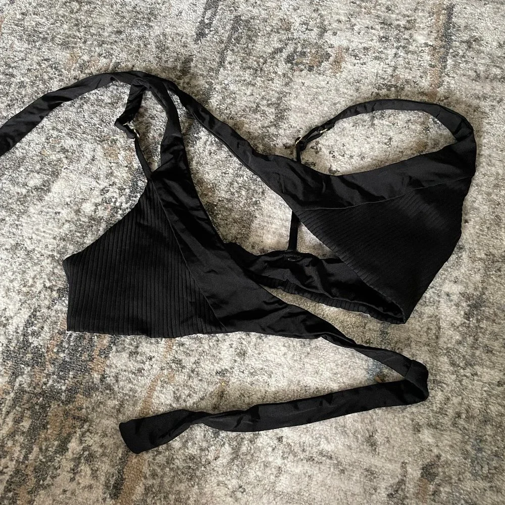 Beach Bunny 3-pc swimwear skylar wrap Halter Swim top High Waist bottom black
